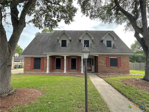 203 Hampshire St, Victoria, TX, 77904-2278 | Card Image