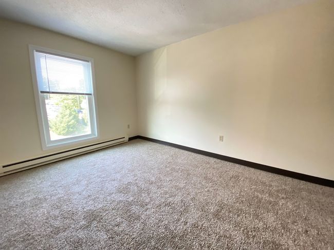 APT-303 - 173 Eastern Ave, Condo with 2 bedrooms, 1 bathrooms and null parking in Manchester NH | Image 27