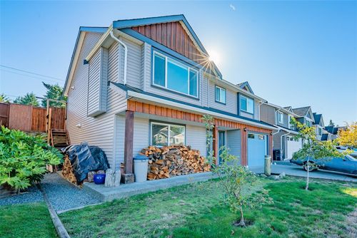 2174 Village Dr, Nanaimo, BC, V9X0A7 | Card Image