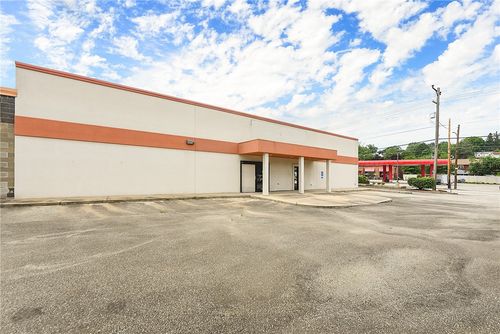 1500 Pittsburgh St, 10, 000 Sf For Lease, Cheswick, PA, 15024 | Card Image