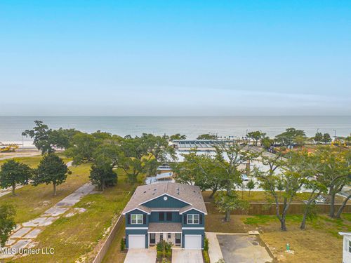 114 Debuys Rd, Biloxi, MS, 39531-4402 | Card Image