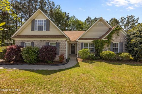 301 Derby Park Ave, New Bern, NC, 28562-7082 | Card Image