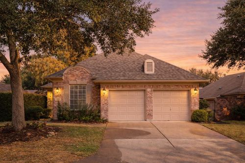2434 Fairway Pointe Dr, League City, TX, 77573-5558 | Card Image