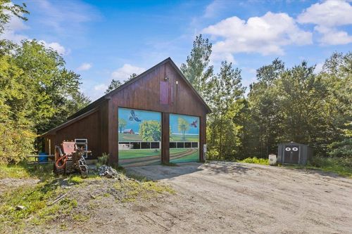 15 Tayer Ln, Waterbury Ctr, VT, 05677-8079 | Card Image