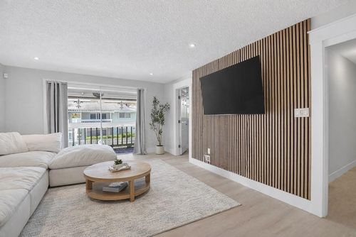 apt-240-322 N Federal Hwy, Deerfield Beach, FL, 33441-2203 | Card Image