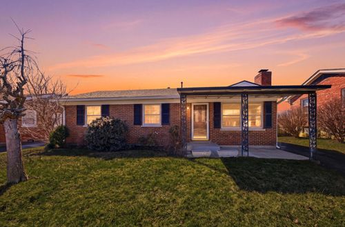 2147 Palms Dr, Lexington, KY, 40504 | Card Image