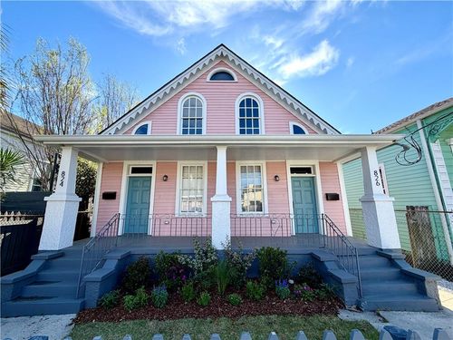 824 6th St, New Orleans, LA, 70115-1030 | Card Image