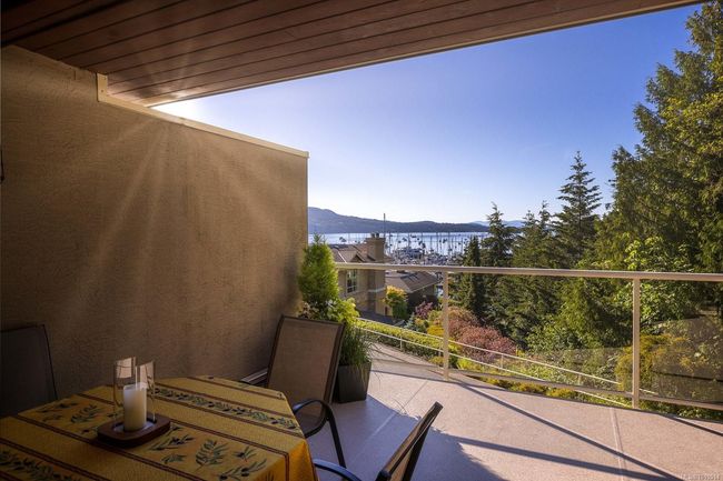 927 - 6880 Wallace Dr, Townhouse with 2 bedrooms, 3 bathrooms and 2 parking in Brentwood Bay BC | Image 32