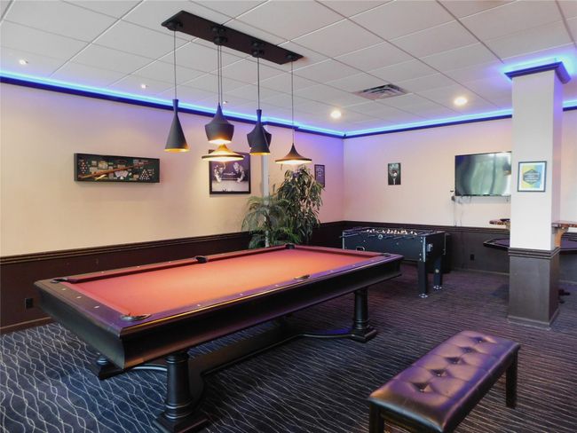 Billiard Room | Image 36