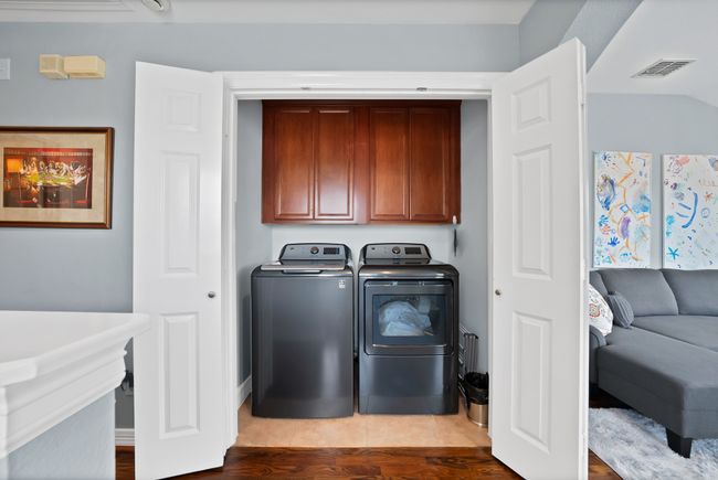 3715 Wycliff Ave, Townhouse with 2 bedrooms, 3 bathrooms and null parking in Dallas TX | Image 32
