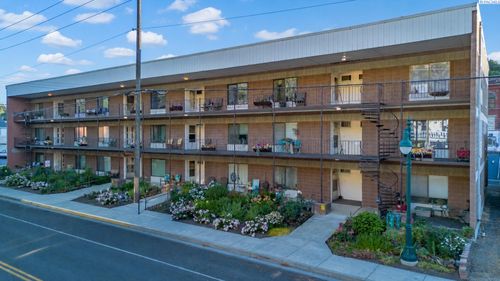 304-203 N Mill St, Colfax, WA, 99111-1844 | Card Image