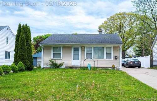 26536 Palmer Blvd, Madison Heights, MI, 48071-3525 | Card Image