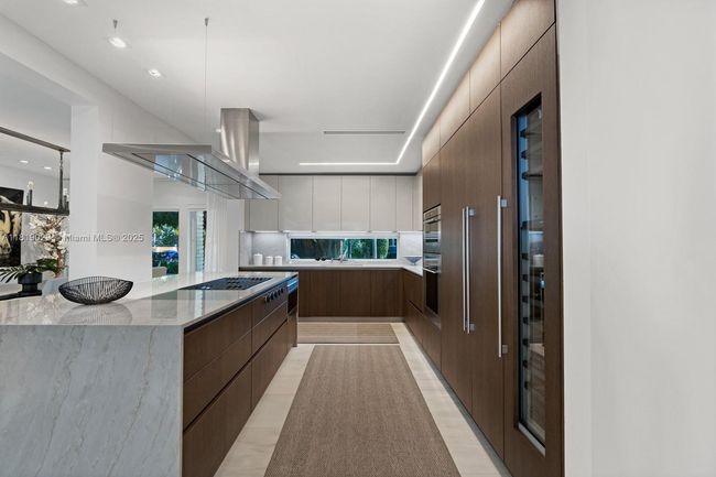 800 E Dilido Dr, House other with 3 bedrooms, 3 bathrooms and null parking in Miami Beach FL | Image 10