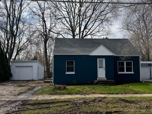611 W Jackson St, West Unity, OH, 43570-9426 | Card Image