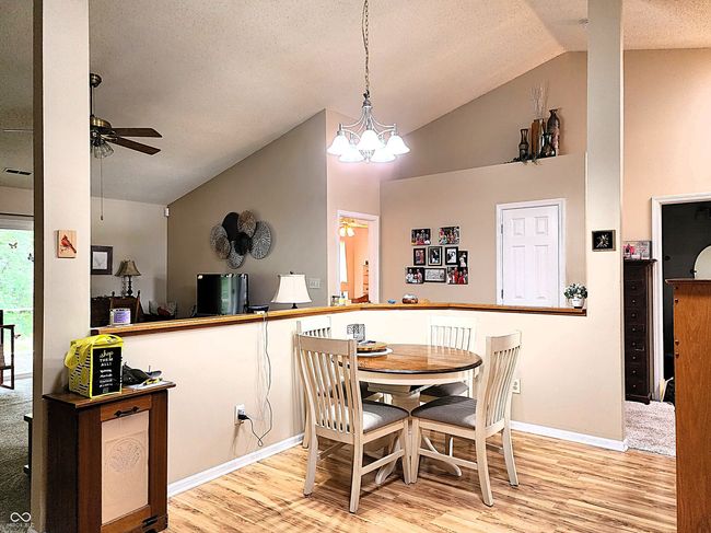 1223 Long Shore Dr, Townhouse with 2 bedrooms, 2 bathrooms and null parking in Indianapolis IN | Image 8