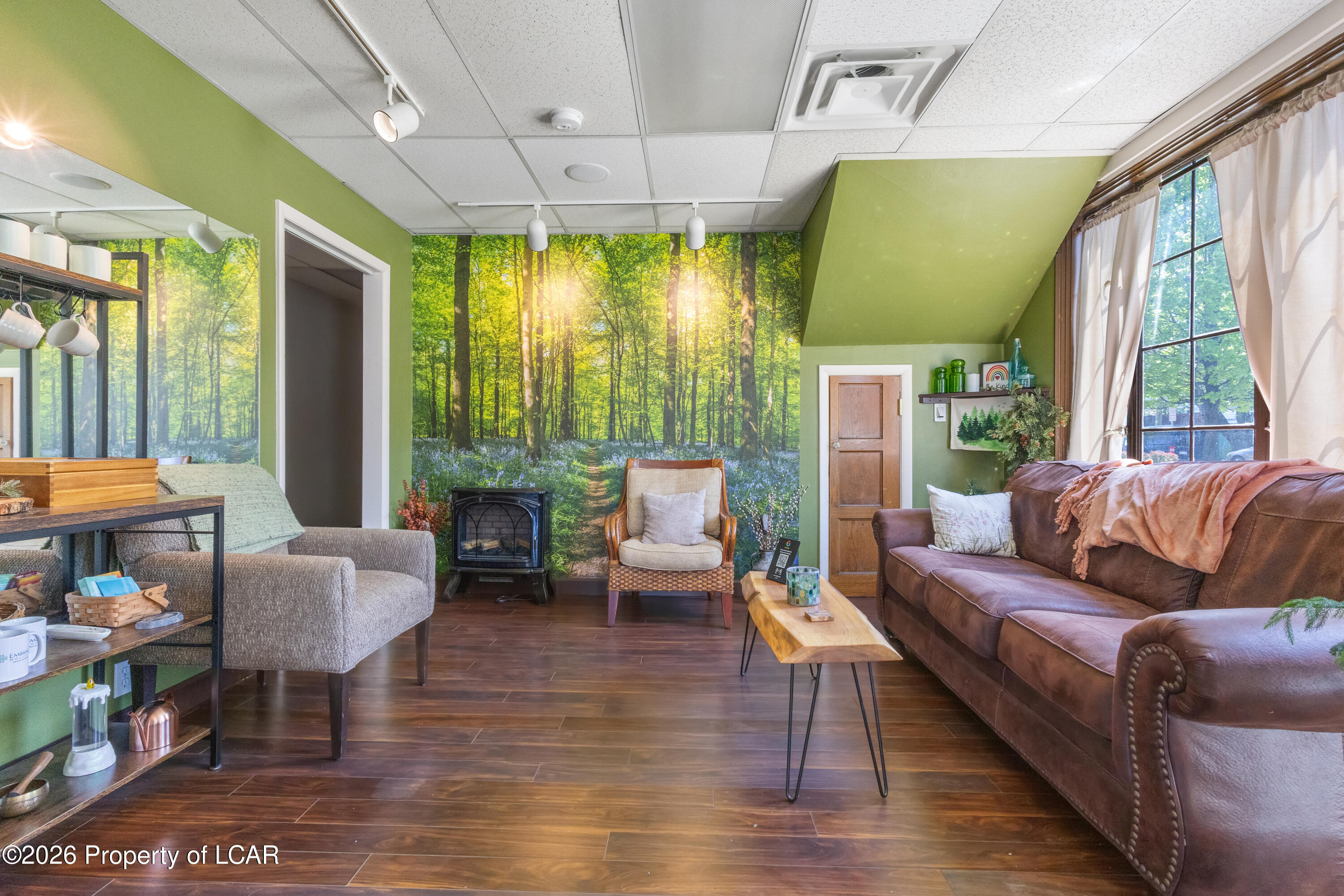 Commercial Lease in Kingston 2