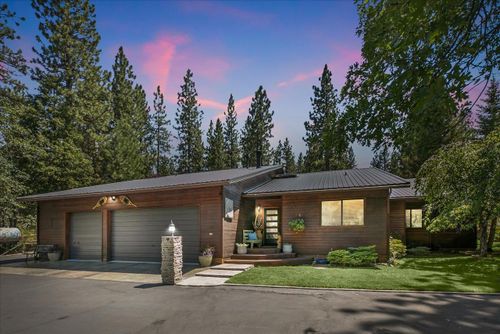 461 Janesville Grade, Janesville, CA, 96114-9428 | Card Image