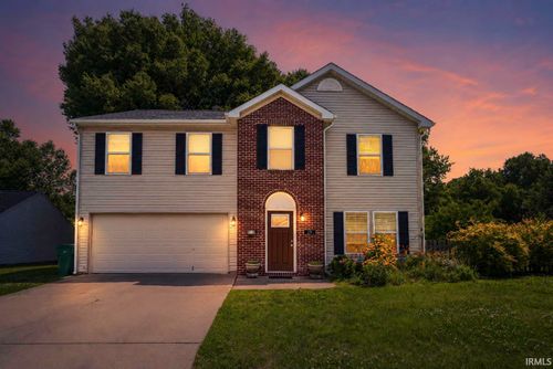 100 Trowbridge Dr, Lafayette, IN, 47909-6947 | Card Image