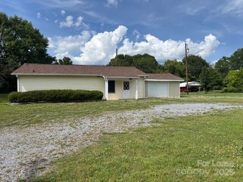 1604 Shelby Rd, Kings Mountain, NC, 28086-2634 | Card Image