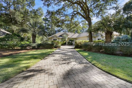 81 Wedgefield Dr, Hilton Head Island, SC, 29926-2243 | Card Image