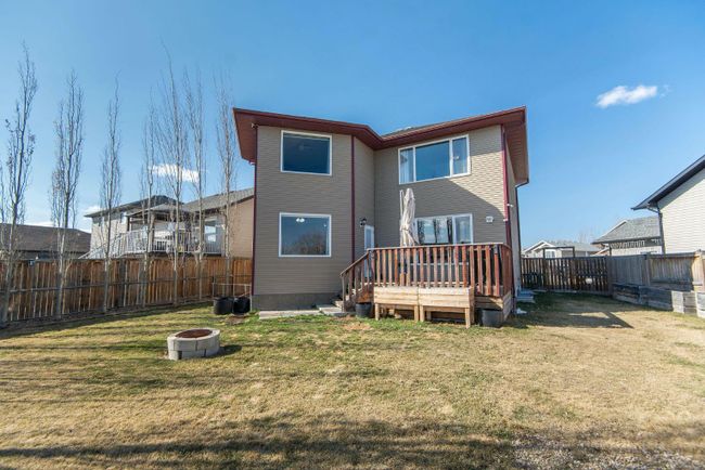 64 Kensington Close, Home with 5 bedrooms, 3 bathrooms and 3 parking in Red Deer AB | Image 39