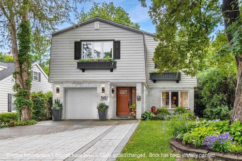 345 Kensington Dr, Madison, WI, 53704-5940 | Card Image