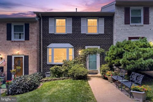 4720 Exeter St, ANNANDALE, VA, 22003-5905 | Card Image