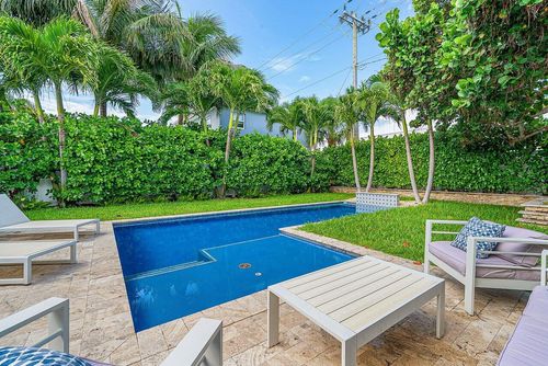 414 Ne 7th Ave, Delray Beach, FL, 33483-5614 | Card Image