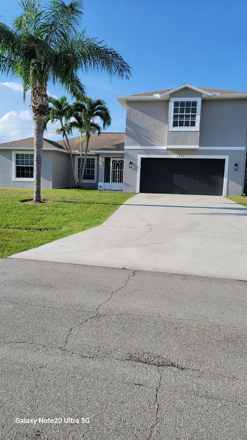2581 Se Jason Ave, Port St. Lucie, FL, 34952-7266 | Card Image