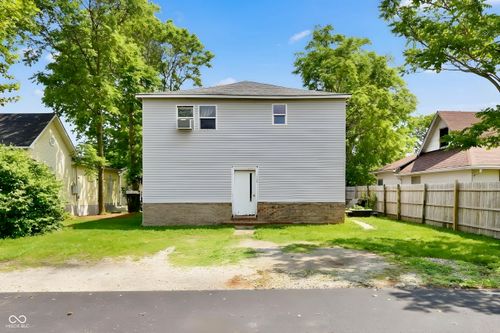 528 South St, Noblesville, IN, 46060-3704 | Card Image