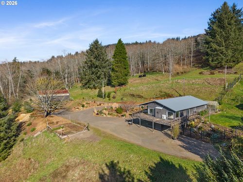 990 Skyline Dr, Tillamook, OR, 97141-8944 | Card Image