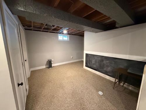 1033 Aster St, Wayland, MI, 49348-1003 | Card Image