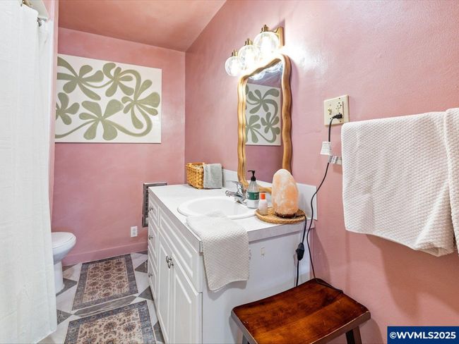 507 S Main St St, House other with 3 bedrooms, 1 bathrooms and null parking in Jefferson OR | Image 15
