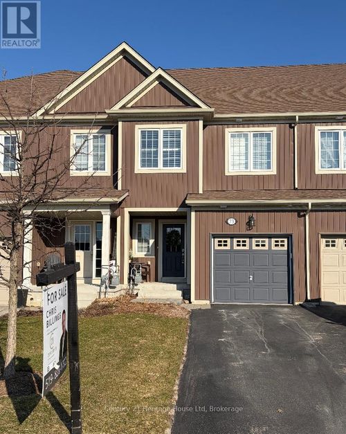 73 Courtney St, Fergus, ON, N1M0E5 | Card Image