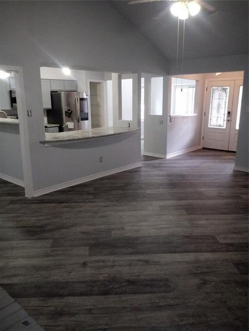 3411 S Briar Knoll Dr, Houston, TX, 77082-3608 | Card Image