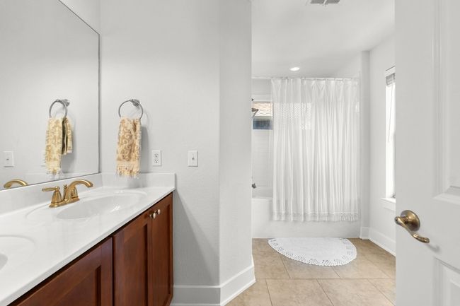 UNIT-100 - 1601 Miriam Ave, House other with 4 bedrooms, 3 bathrooms and null parking in Austin TX | Image 19