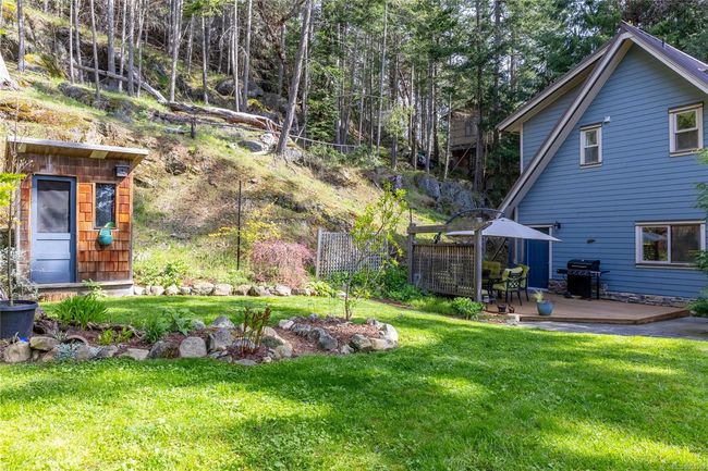 4810 Cannon Cres, House other with 3 bedrooms, 2 bathrooms and 3 parking in Pender Island BC | Image 35