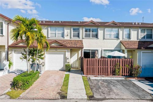 9581 Sw 3rd St, Pembroke Pines, FL, 33025-4621 | Card Image