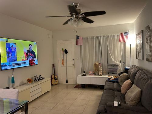apt-4-700 83rd St, Miami Beach, FL, 33141-1334 | Card Image