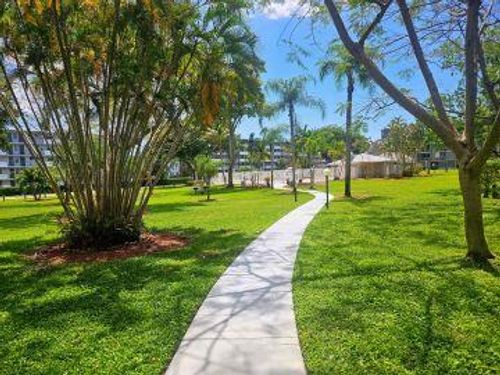 504-4650 Washington St, Hollywood, FL, 33021-7669 | Card Image