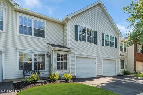 47 Picket Pl, Freehold, NJ, 07728-9535 | Card Image