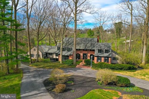 195 Eshelman Rd, LANCASTER, PA, 17601-5643 | Card Image