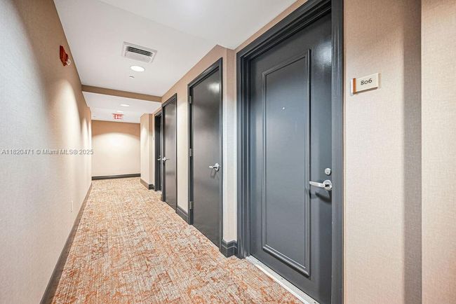 APT-806 - 1050 Brickell Ave, Condo with 1 bedrooms, 2 bathrooms and null parking in Miami FL | Image 40