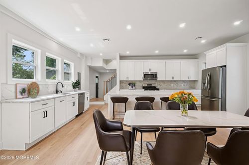 24 Tuers Pl, Montclair, NJ, 07043-2520 | Card Image