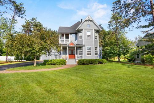 1020 Victorian Ln, PLOVER, WI, 54467-2422 | Card Image