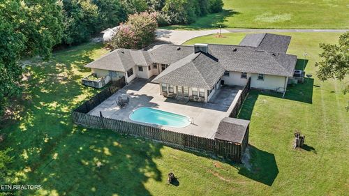 811 Old Highway 68, Sweetwater, TN, 37874-6241 | Card Image