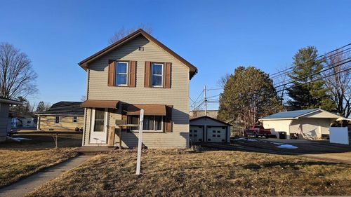 213 W Wescott Avenue, Shawano, WI, 54166 | Card Image