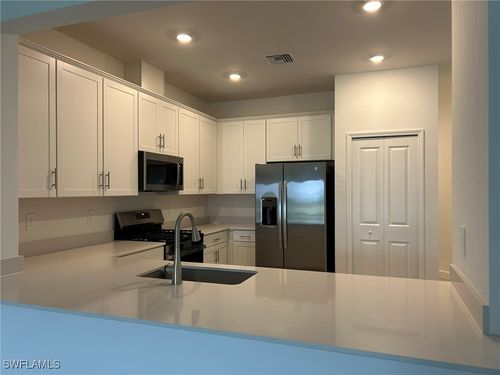 19548 Hinkley Dr, Estero, FL, 33928-2764 | Card Image