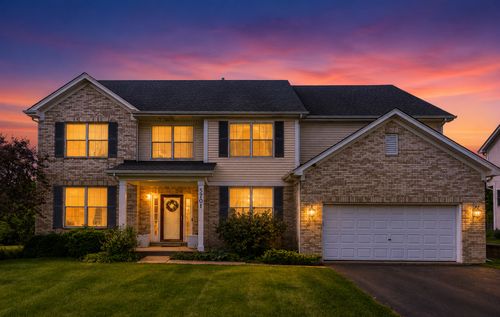 5701 Caribou Ln, Hoffman Estates, IL, 60192-4576 | Card Image