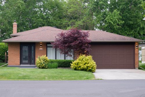 531 Newmarket St, Holland Landing, ON, L9N1K7 | Card Image
